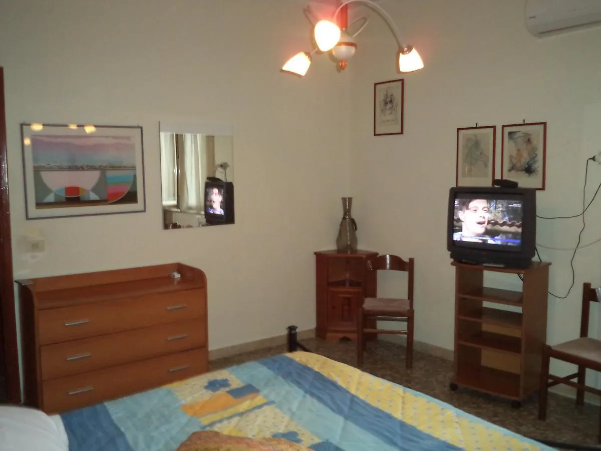 Amuni' Sicily Guest House Syracuse Apartment